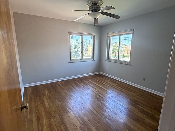 5th image of 6423 Ridge Rd #6
