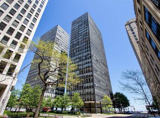 860 N Lake Shore Dr APT 5M, Chicago, IL 60611