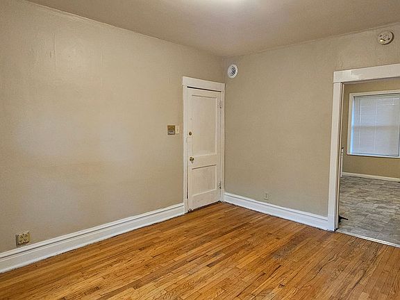 5th image of 1117-23 N Kildare Ave
