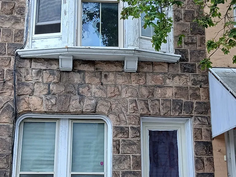 1035 Washington St — Photo 10