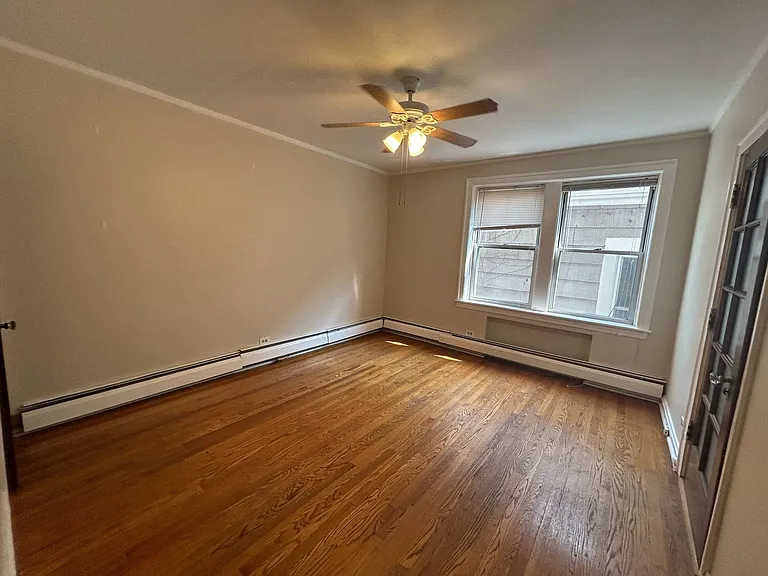 4515 Wolcott — Photo 7