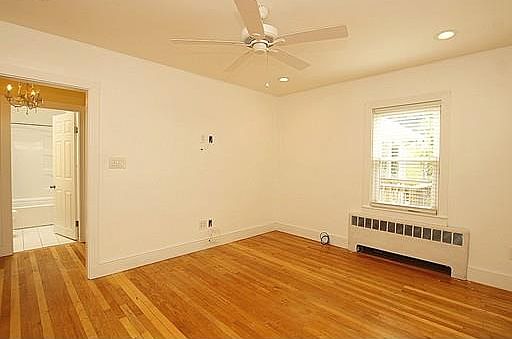 4th image of 10 Potter Ave