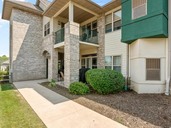 460 North Silverbrook DRIVE #206, West Bend, WI 53090