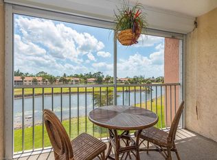 300 Forest Lakes Blvd APT 302, Naples, FL 34105