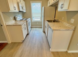 24 Concord St APT 2, Fall River, MA 02723