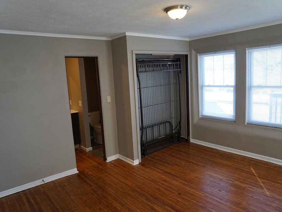 Living Space with Murphy Bed