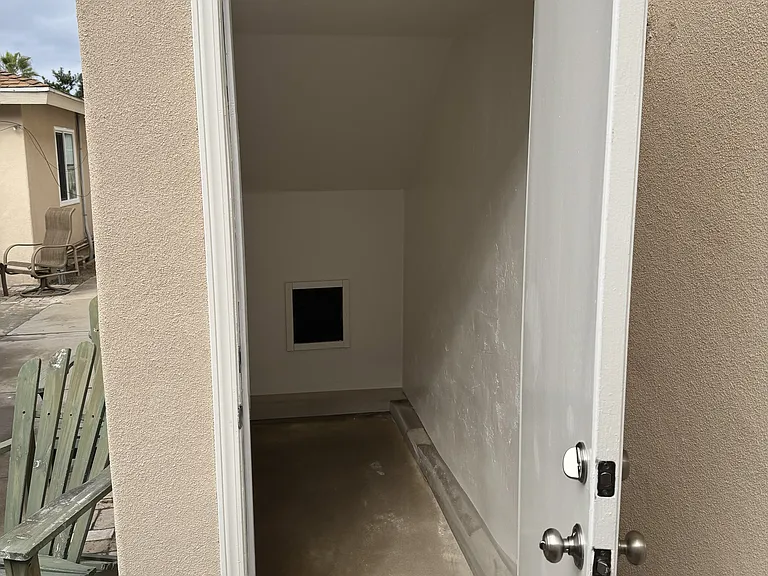 5062.5 Santa Monica Ave #5062.5 — Photo 12
