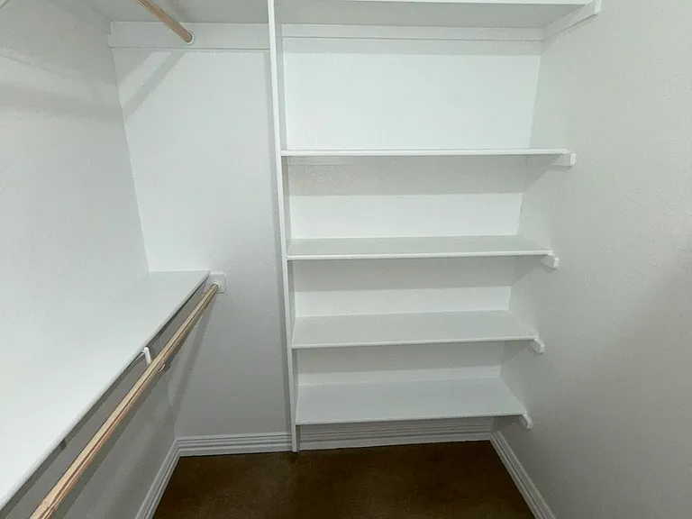 2214 Briar Hollow Dr — Photo 9