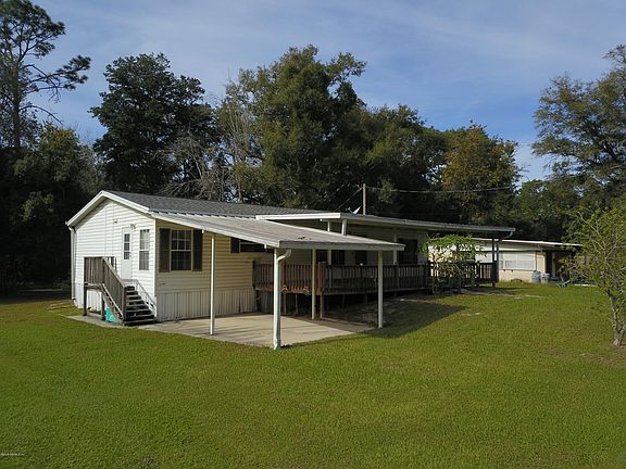 3rd image of 111 Park Cir