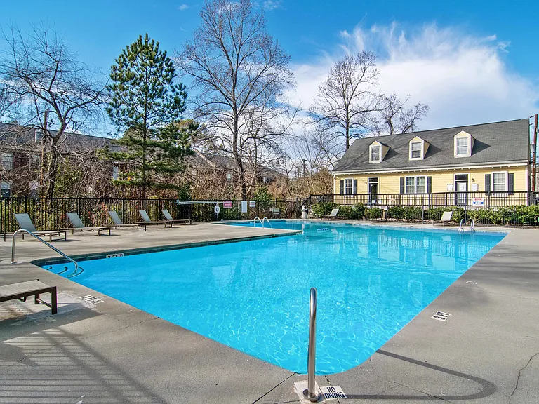 Audubon Briarcliff — Photo 9