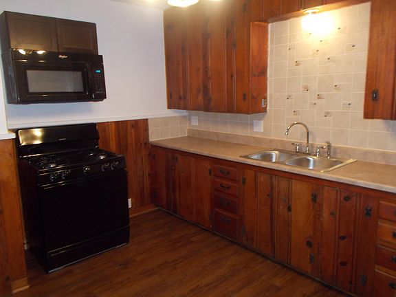 2nd image of 2215 Eden Ave