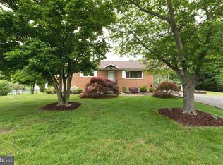 7110 Bensville Rd, White Plains, MD 20695