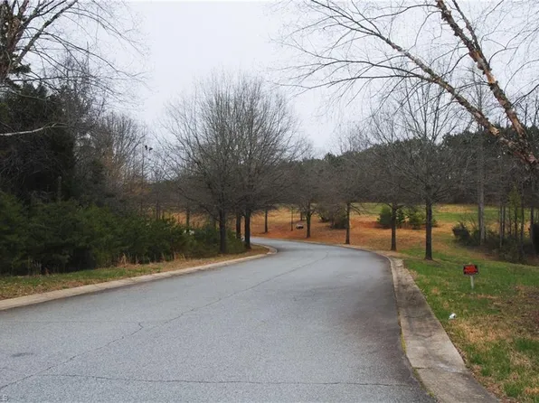 192 Swans Way, Lexington, NC 27295