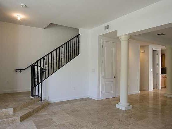 5th image of 7774 SW 54th Ave