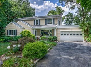 67 Gladstone Rd, New Rochelle, NY 10804