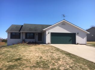 1815 Beechtree Rd, Howards Grove, WI 53083