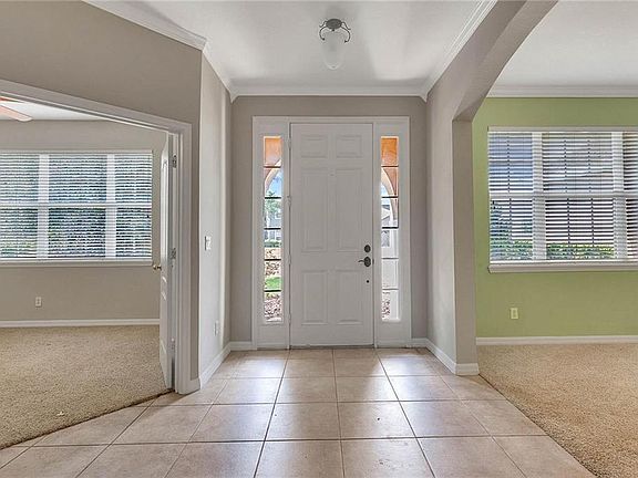 4th image of 23407 Valderama Ln