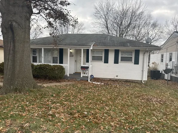 1370 Saint Catherine St, Florissant, MO 63033