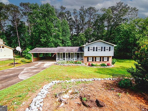 3rd image of 4033 Scenic Mountain Dr