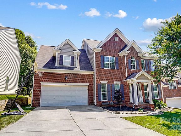 3rd image of 205 Margaret Hoffman Dr