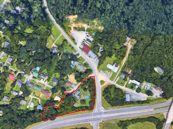 705 Park City Rd, Rossville, GA 30741