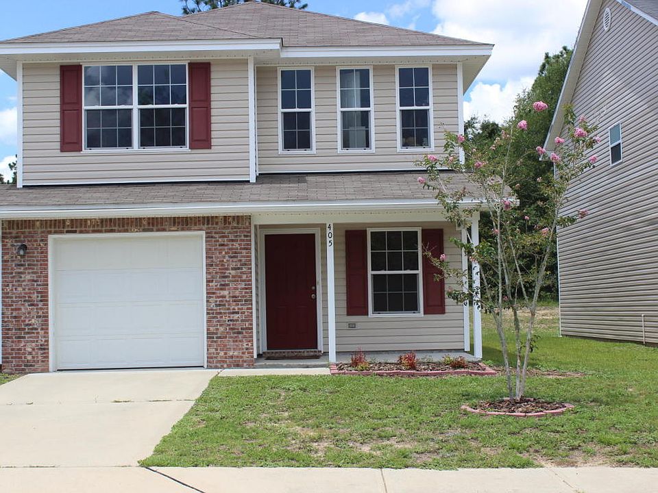 1st image of 405 Eisenhower Dr