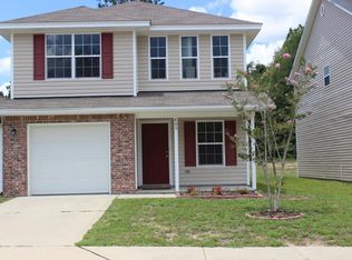 405 Eisenhower Dr, Crestview, FL 32539