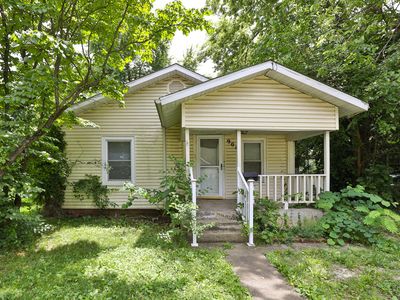 900 W Woodlawn Street, Springfield, MO, 65803
