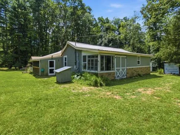 2398 Greenwood Rd, Marienville, PA 16239