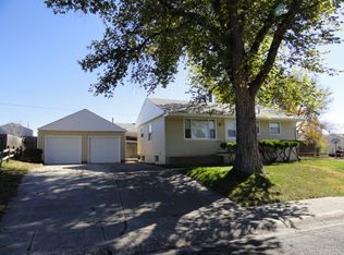 190 East Dr, Sidney, NE 69162