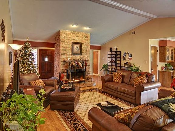 5th image of 239 Cliffwood Ct