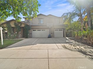 13925 Barnett Ln, Corona, CA 92880