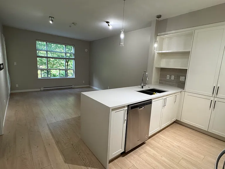 20211 66th Ave #D212 — Photo 12