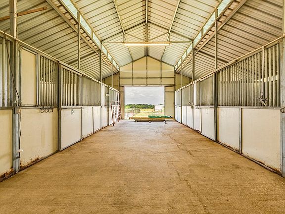 2nd image of 1470 County Road 342