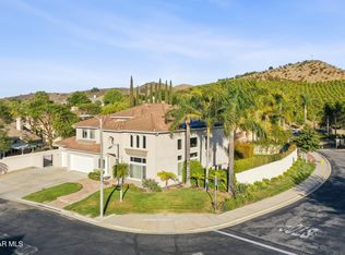 515 Chippendale Ave, Simi Valley, CA 93065