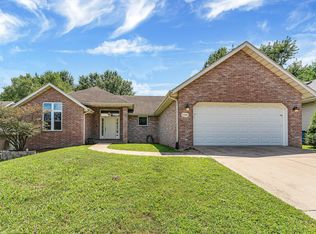 3340 E Cardinal St, Springfield, MO 65804