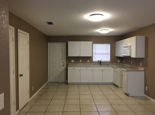 3406 N Whittier St, Tampa, FL 33619
