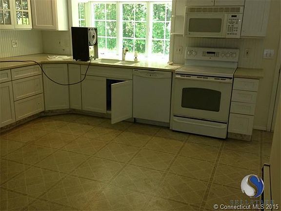 4th image of 50 Laurel Leaf Dr