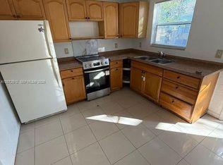 1943 Arthur St APT 3, Hollywood, FL 33020