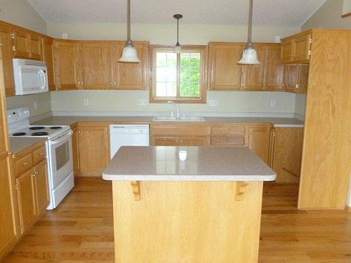 4th image of 22810 Zion Pkwy NW