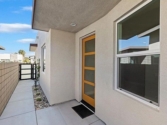 4th image of 41855 Volare Ct