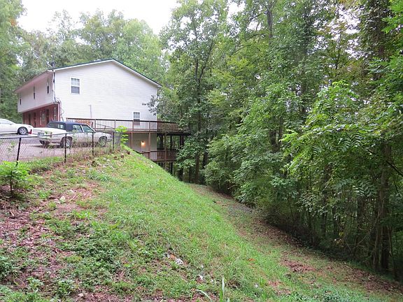 5th image of 201 Meadow Dr