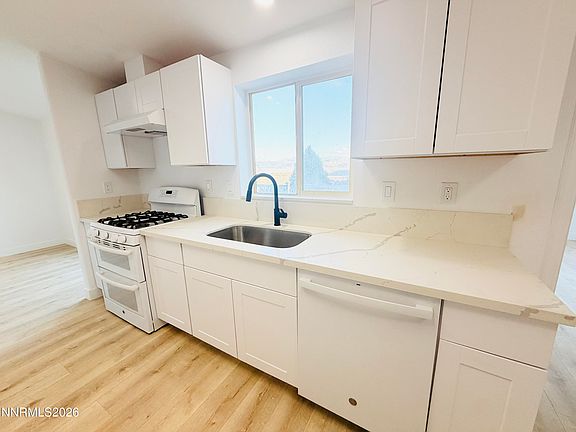 4th image of 1275 Slate Rd