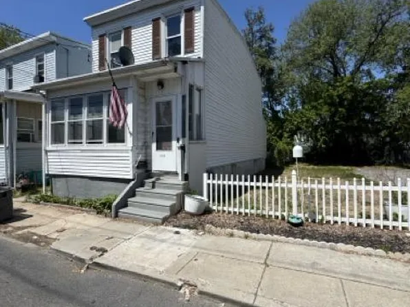 135 Westminster St, Gloucester City, NJ 08030