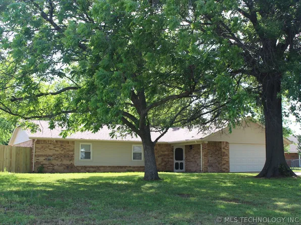 1600 Hawthorne Ct, Pryor, OK 74361