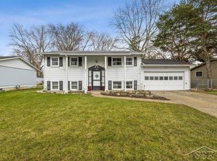 2900 Ronan St, Midland, MI