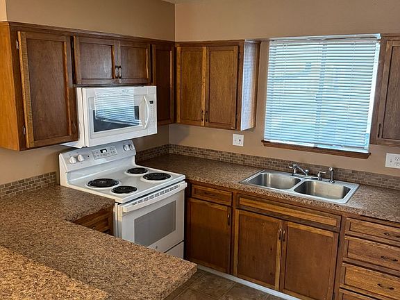 2nd image of 11 Hall Ave #16