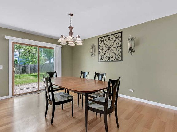 5th image of 30W237 Bedford Ln