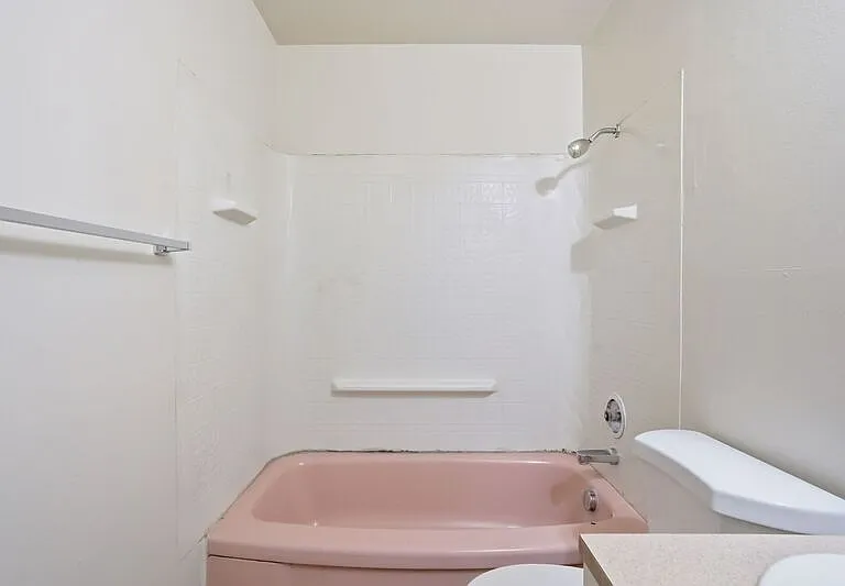 1611 W 8th Ave #6 — Photo 11