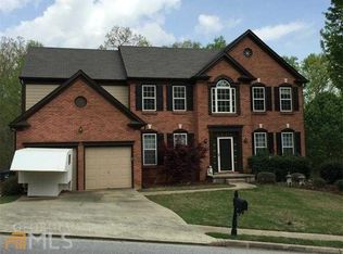5275 Amberden Hall Dr, Suwanee, GA 30024